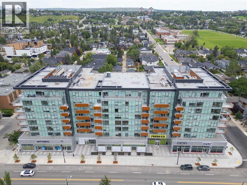 Single Family House for Sale in   A Street NW West Hillhurst Calgary 