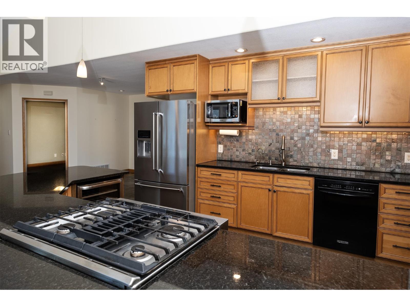22 4622 SINCLAIR BAY ROAD, Pender Harbour