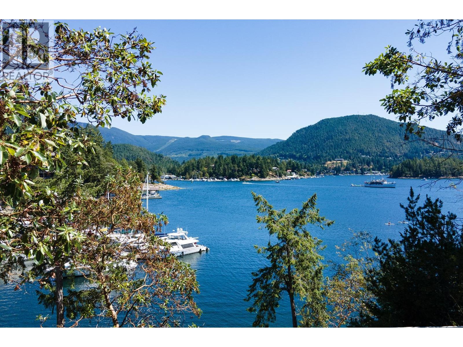 22 4622 SINCLAIR BAY ROAD, Pender Harbour