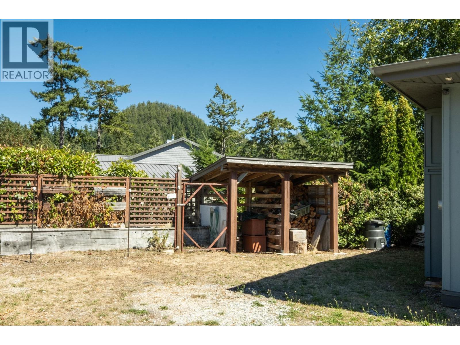 22 4622 SINCLAIR BAY ROAD, Pender Harbour