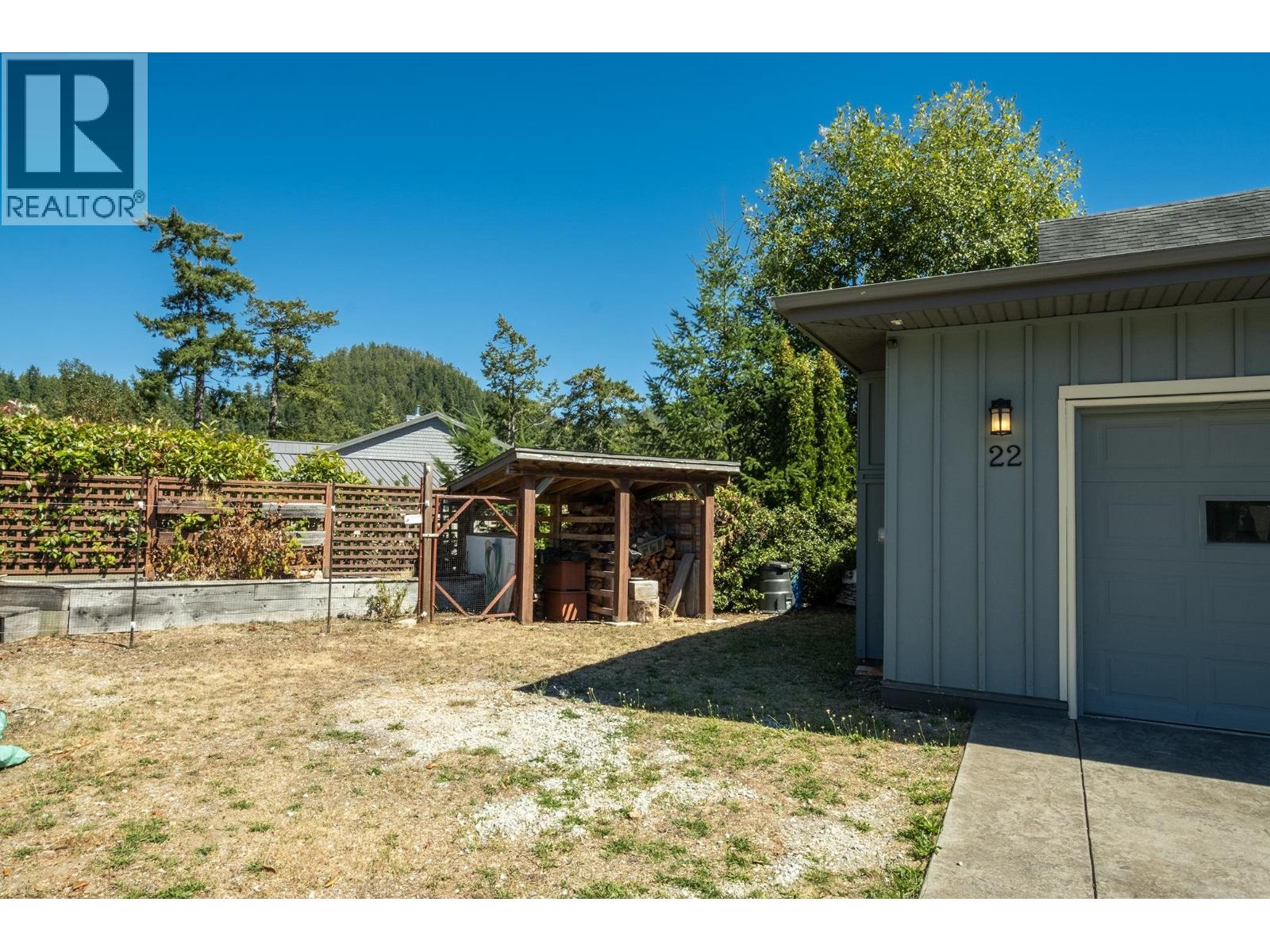 22 4622 SINCLAIR BAY ROAD, Pender Harbour