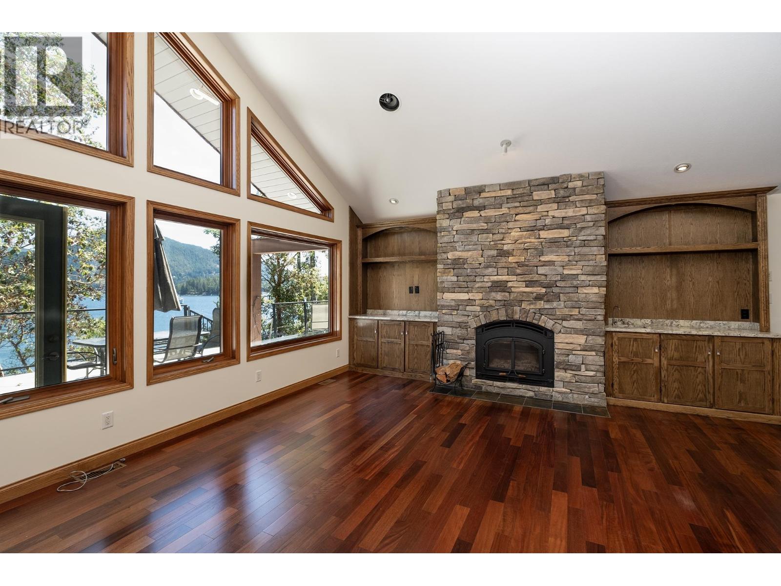 22 4622 SINCLAIR BAY ROAD, Pender Harbour
