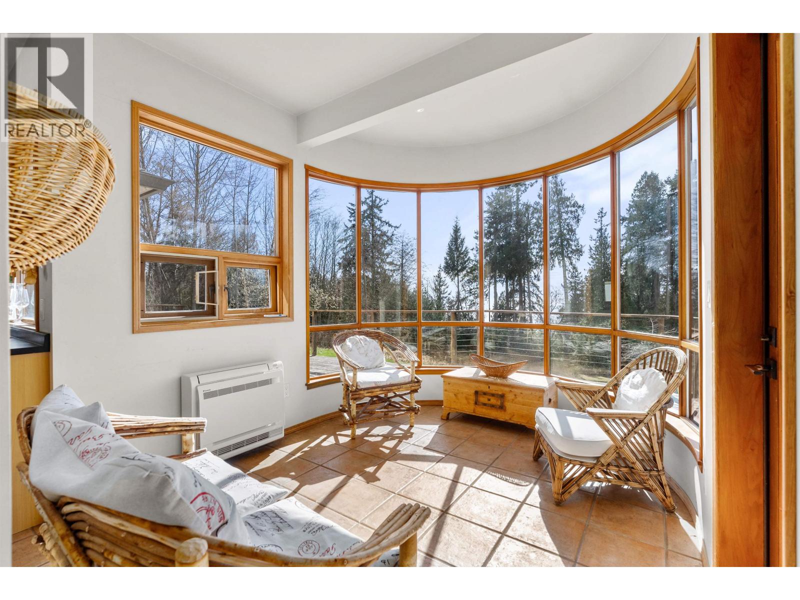 1911 GRANDVIEW ROAD, Gibsons