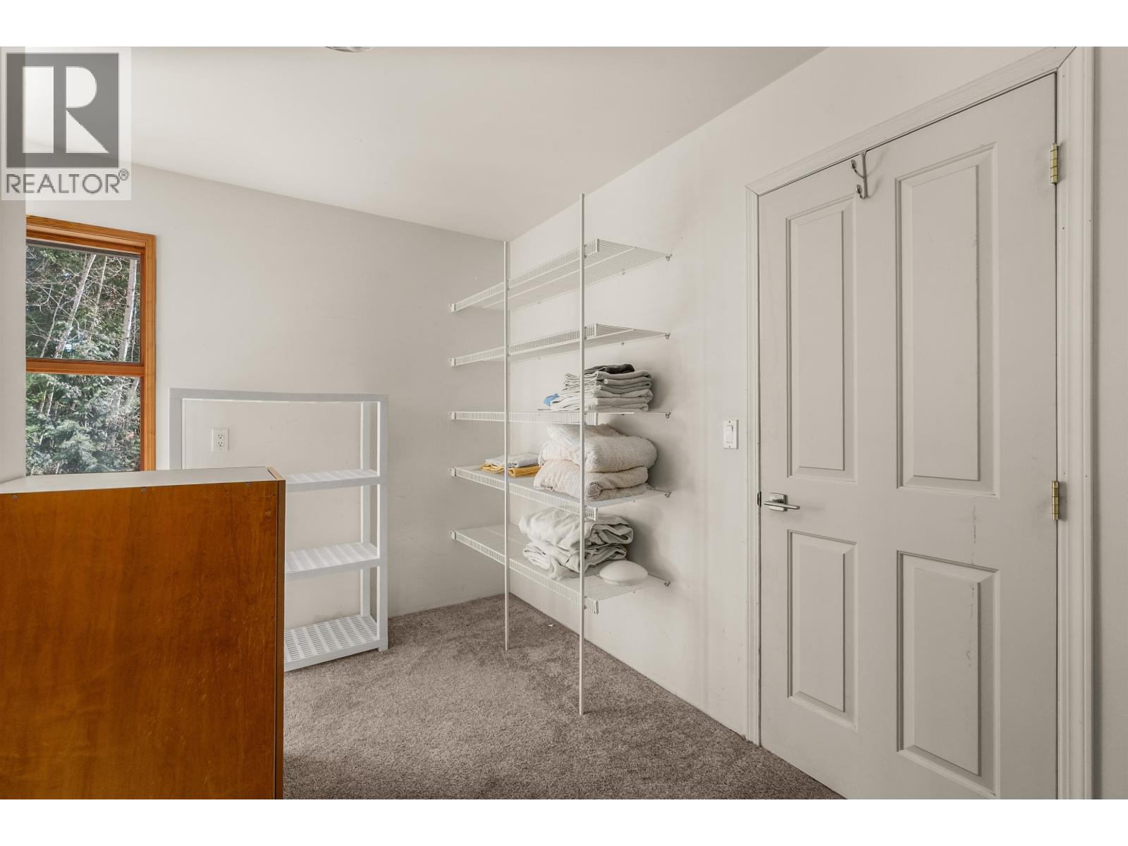 1911 GRANDVIEW ROAD, Gibsons