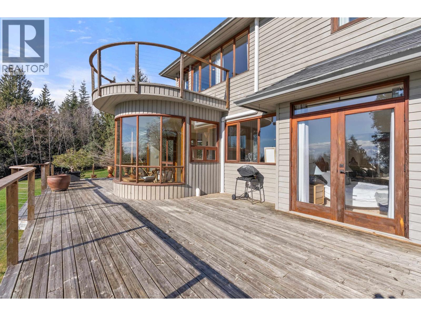 1911 GRANDVIEW ROAD, Gibsons