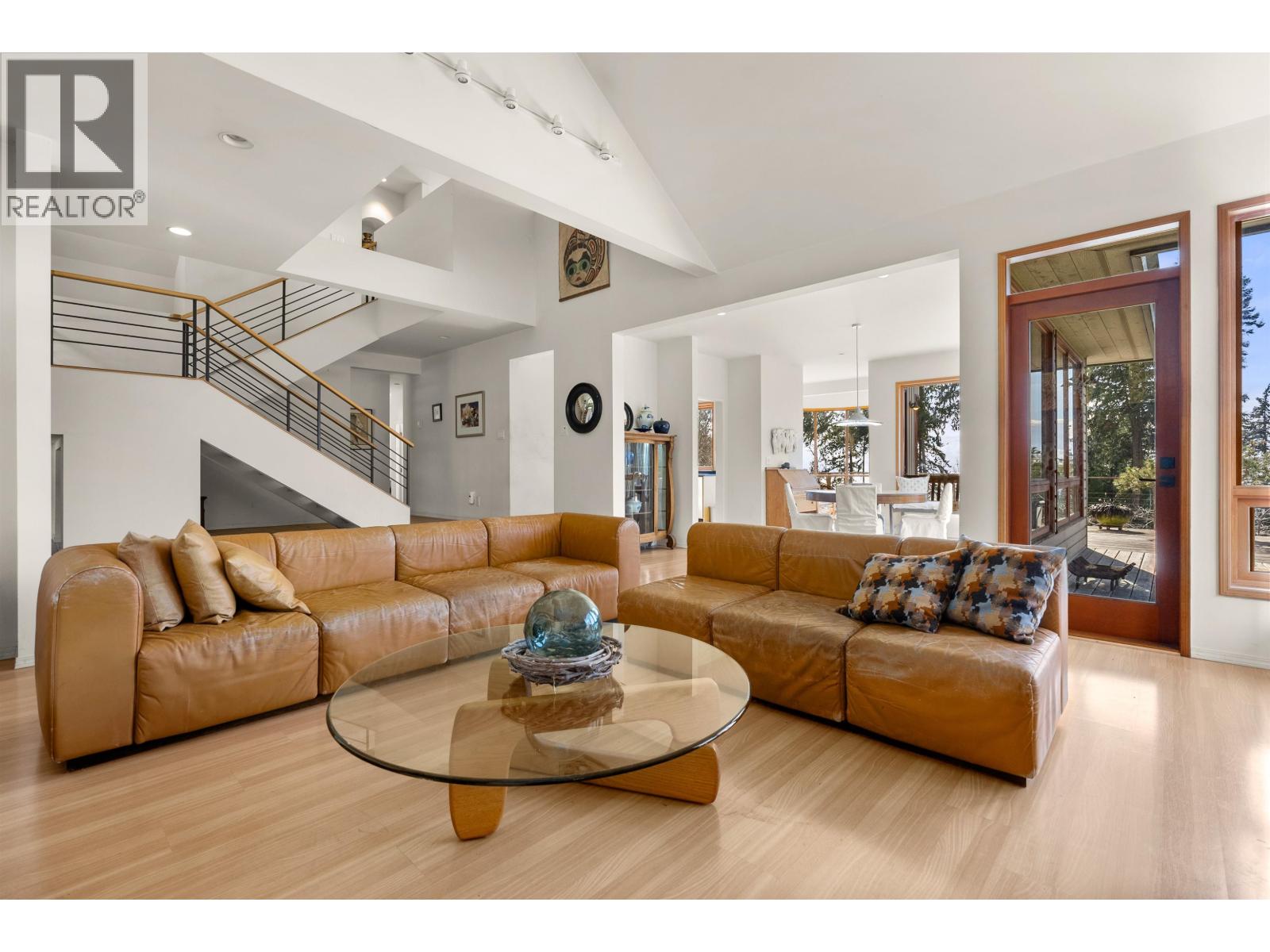 1911 GRANDVIEW ROAD, Gibsons