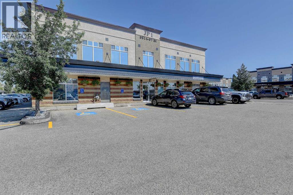 Photo 1 of 202 9814 97 Street, Grande Prairie AB