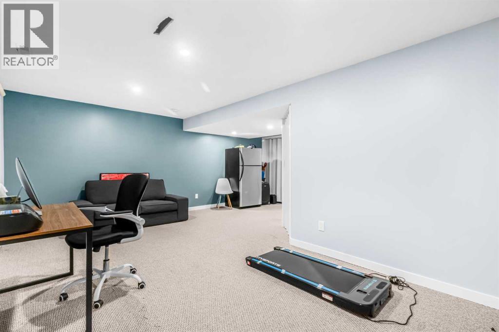 Single Family House for Sale in  Hidden Creek Rise NW Hidden Valley Calgary 