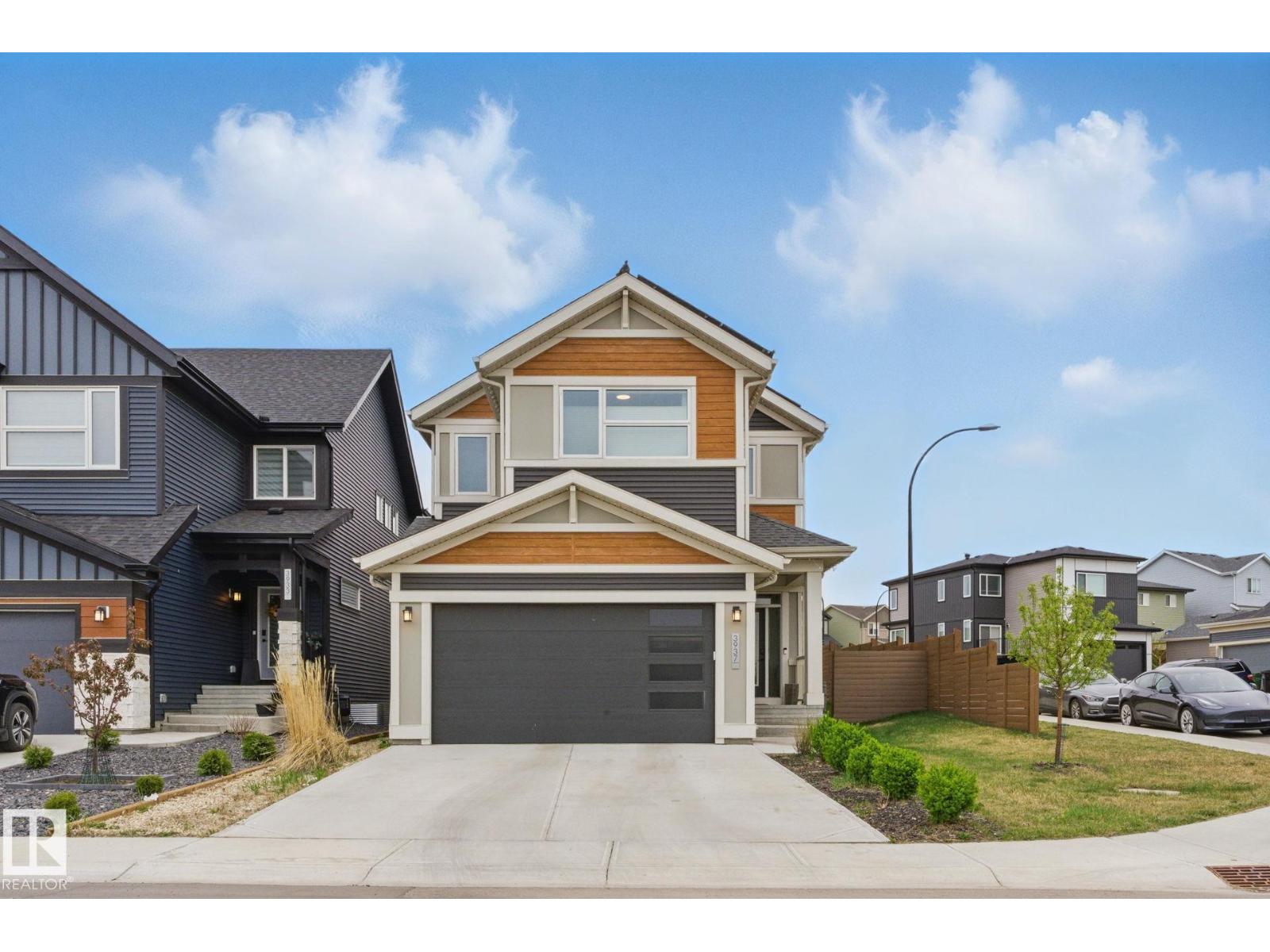 Photo 11 of 3937 3 A Av Sw, Edmonton AB