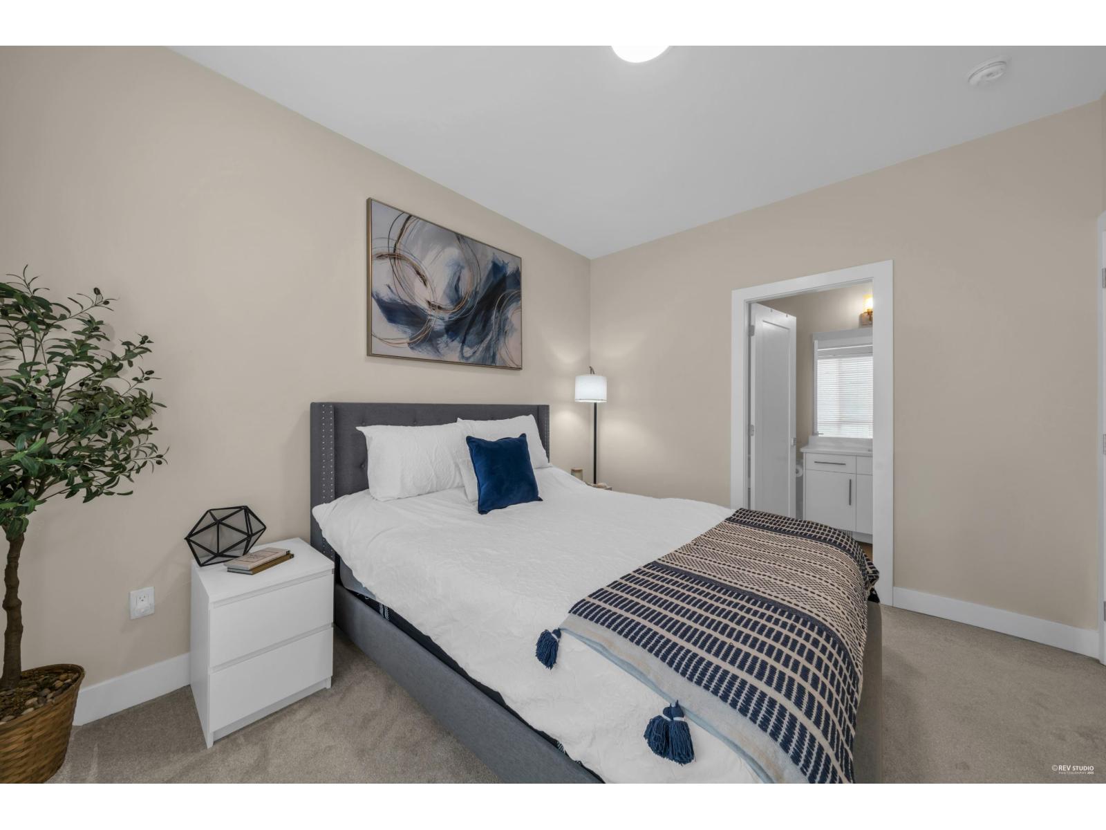 Photo 10 of 14 5515 199 A Street, Langley BC