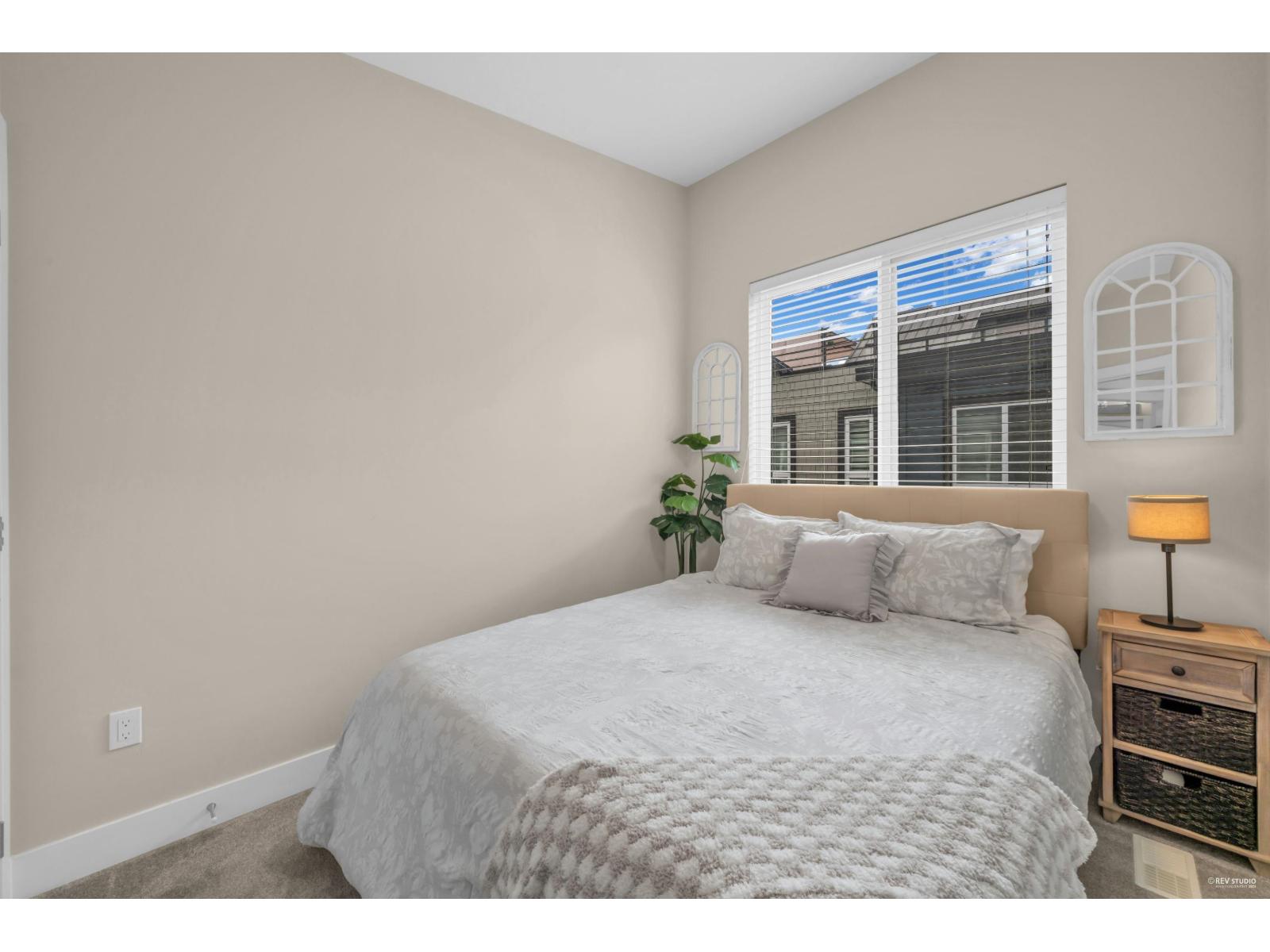 Photo 11 of 14 5515 199 A Street, Langley BC