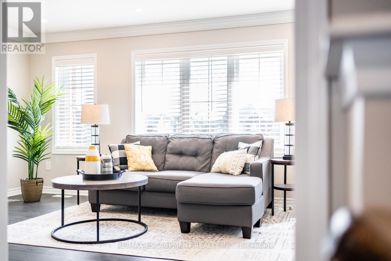 Photo 23 of 15 230 Avonsyde Boulevard, Hamilton ON