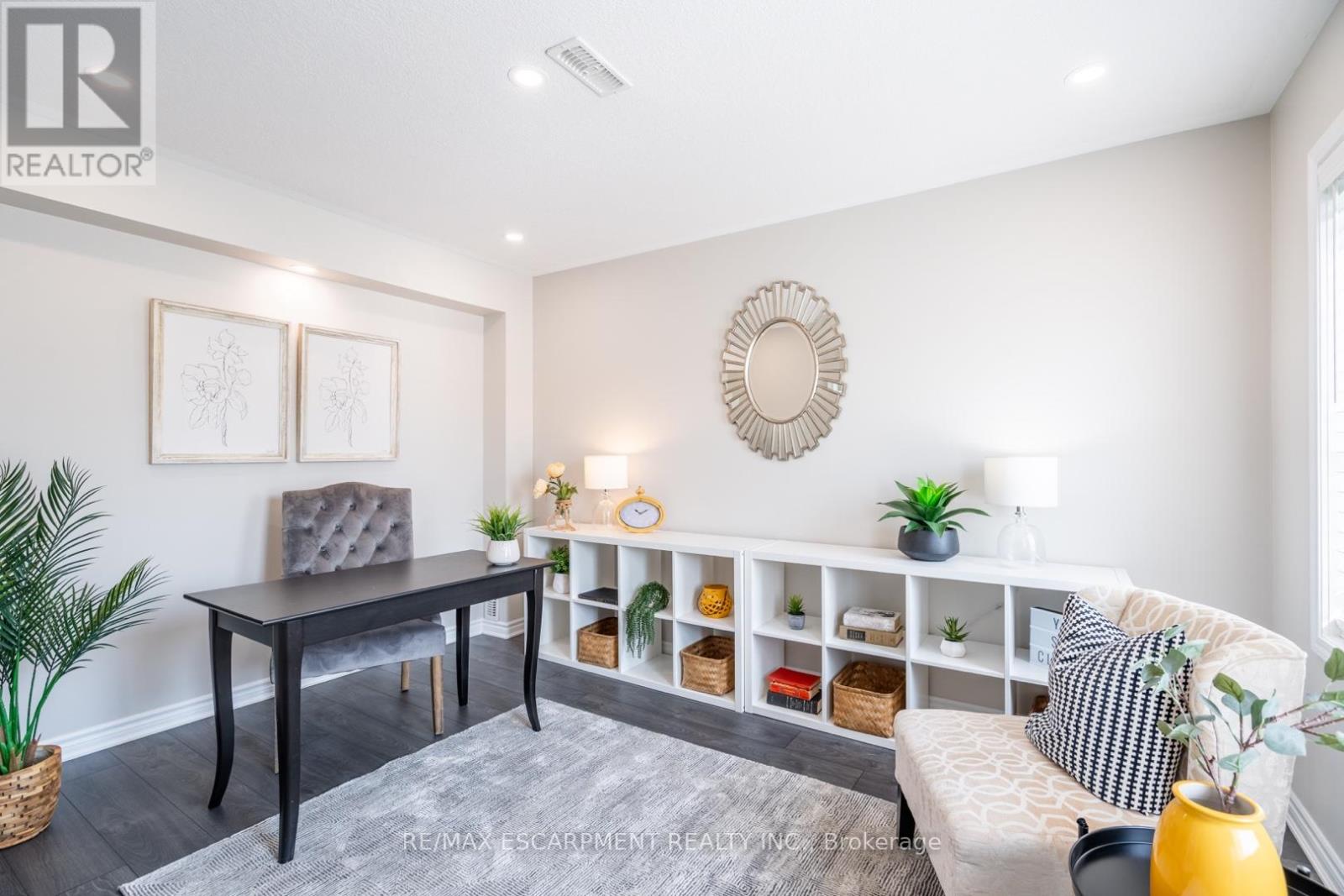 Photo 21 of 15 230 Avonsyde Boulevard, Hamilton ON