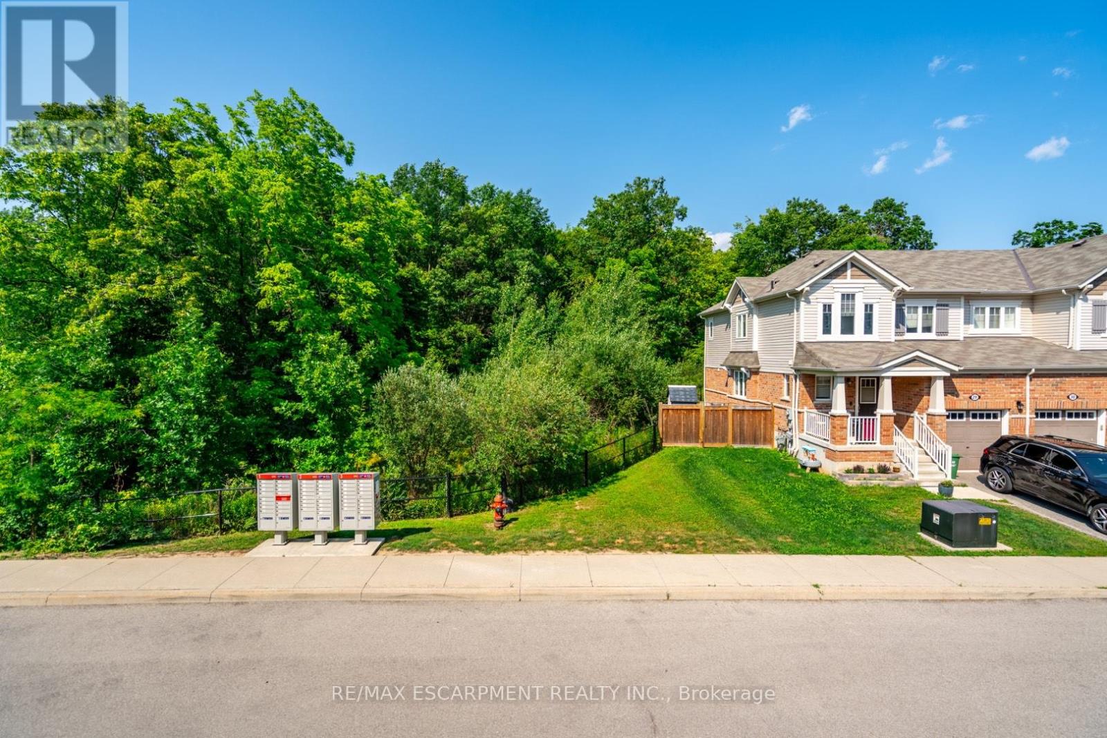 Photo 22 of 15 230 Avonsyde Boulevard, Hamilton ON