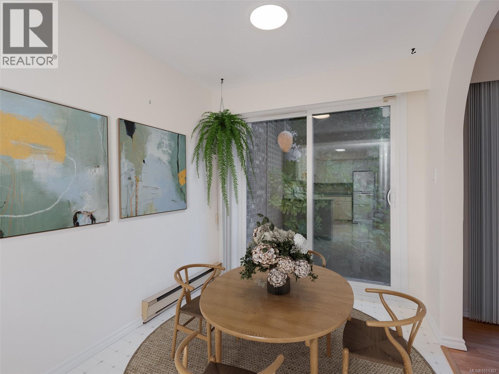 Single Family House for Sale in   Pemberton Rd Victoria 