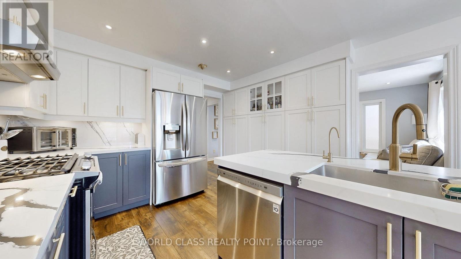Photo 14 of 23 Kilbride Drive, Whitby ON