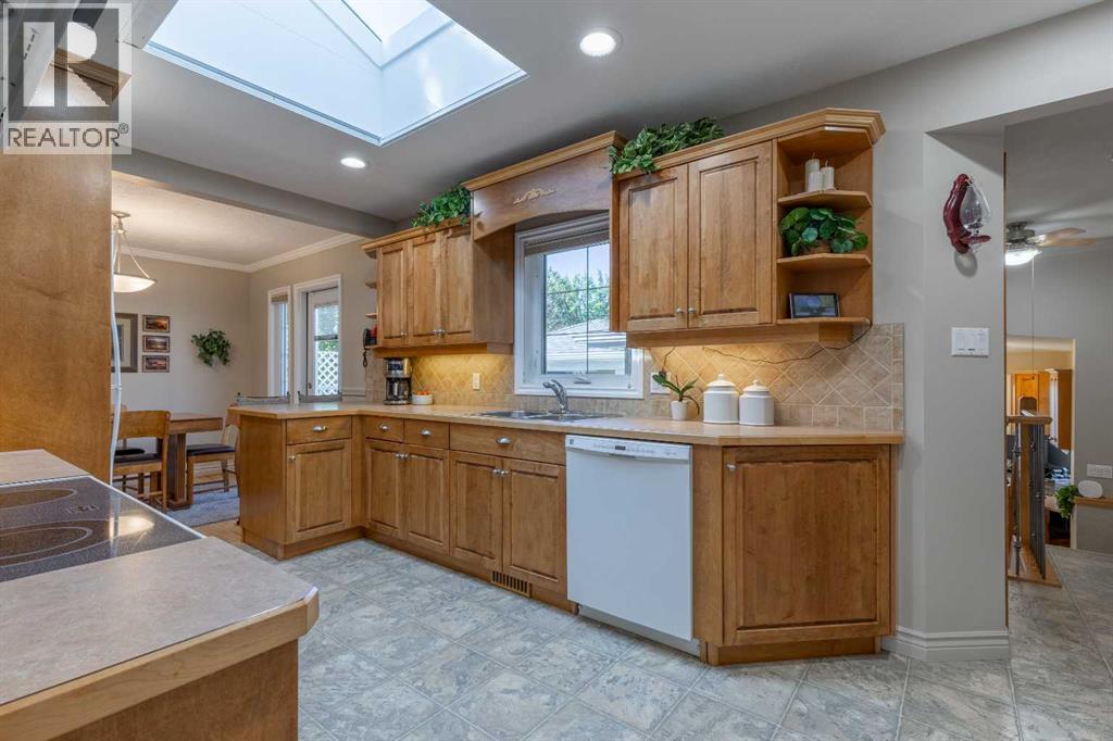 Single Family House Bungalow for Sale in   Street S Victoria Park Lethbridge 