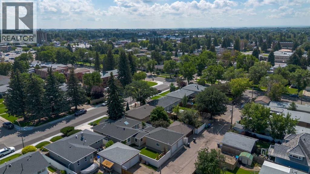 Single Family House Bungalow for Sale in   Street S Victoria Park Lethbridge 