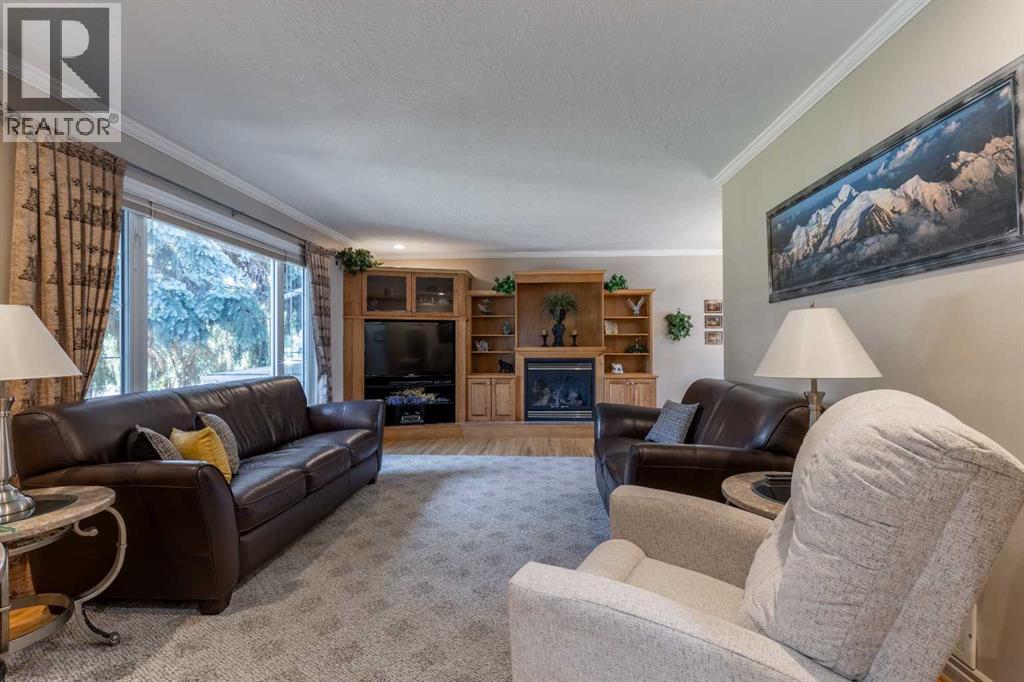Single Family House Bungalow for Sale in   Street S Victoria Park Lethbridge 