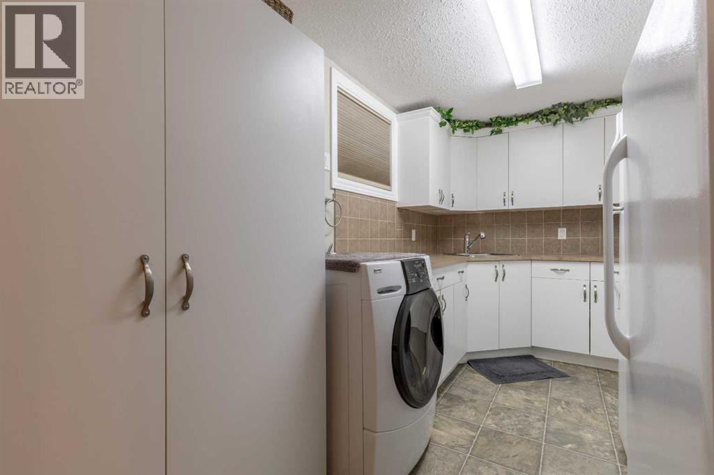 Single Family House Bungalow for Sale in   Street S Victoria Park Lethbridge 