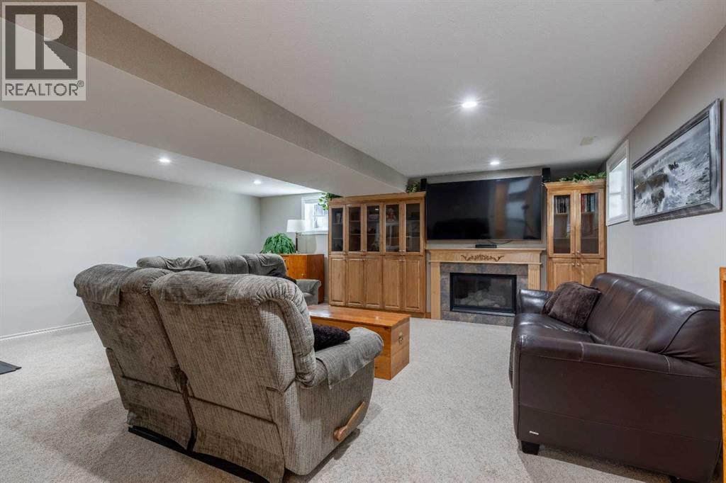 Single Family House Bungalow for Sale in   Street S Victoria Park Lethbridge 