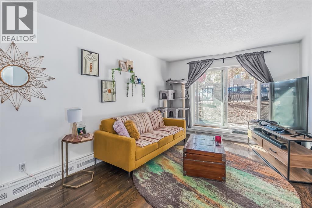 Single Family House for Sale in    Avenue SW Sunalta Calgary 