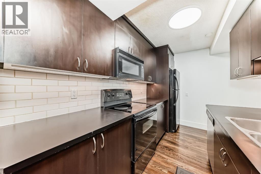 Single Family House for Sale in    Avenue SW Sunalta Calgary 