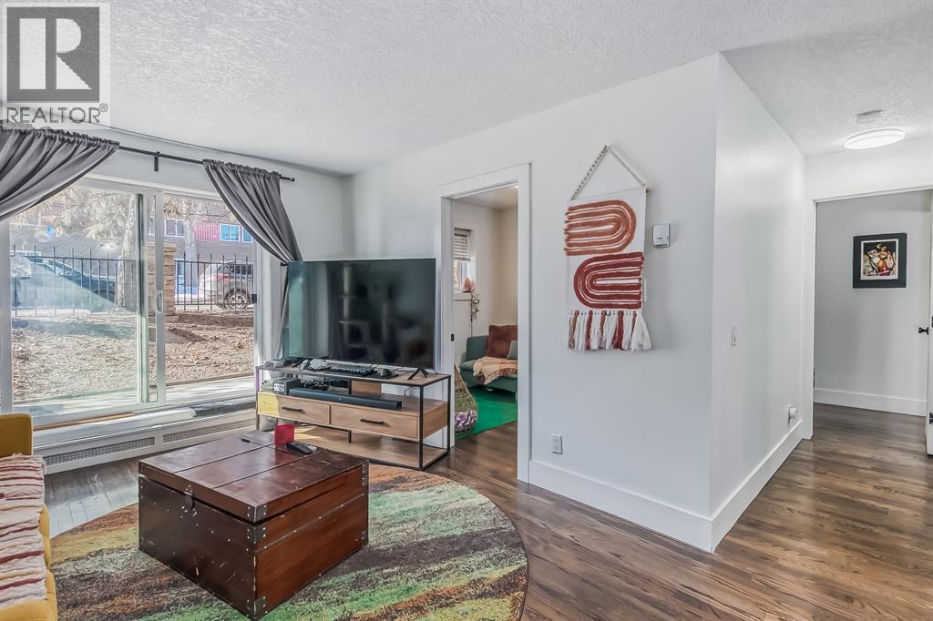 Single Family House for Sale in    Avenue SW Sunalta Calgary 