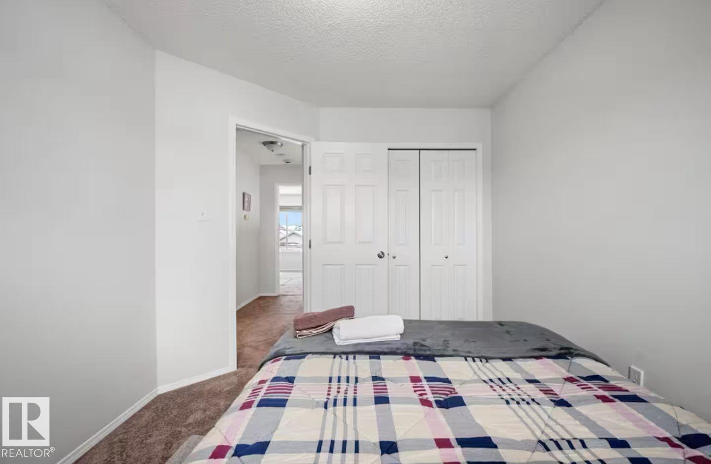 Photo 1 of 3005 32 Av Nw, Edmonton AB