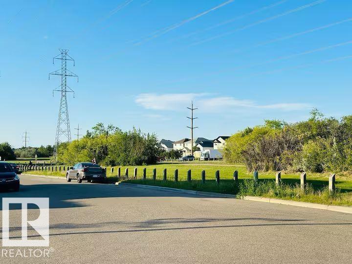 Photo 11 of 3005 32 Av Nw, Edmonton AB