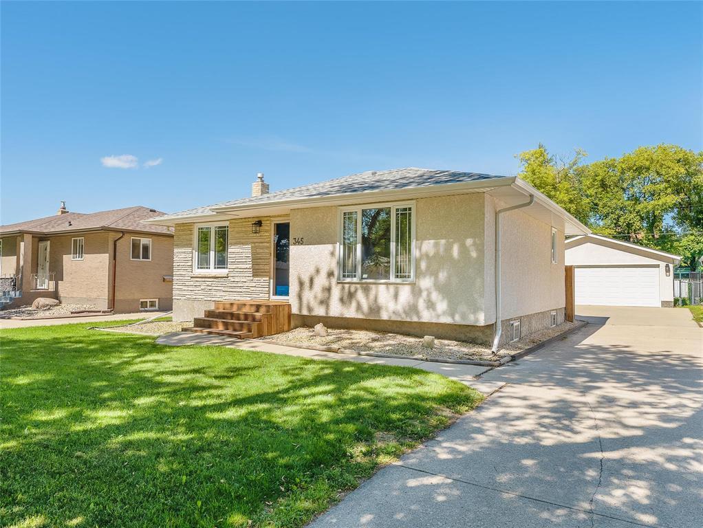Photo 3 of 345 Oakland Avenue, Winnipeg MB