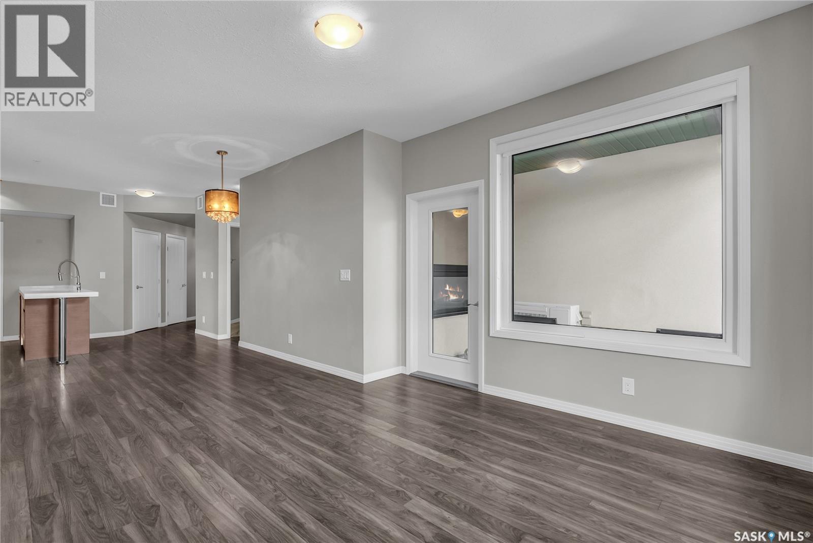222 235 Evergreen SQUARE, Saskatoon, Saskatchewan