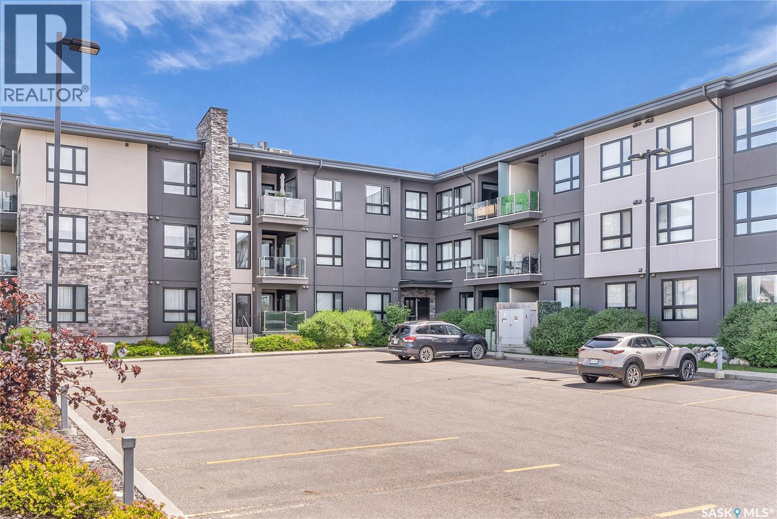 Single Family House Low rise for Sale in   Evergreen SQUARE Saskatoon 