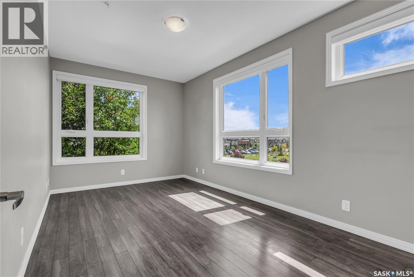 Single Family House Low rise for Sale in   Evergreen SQUARE Saskatoon 