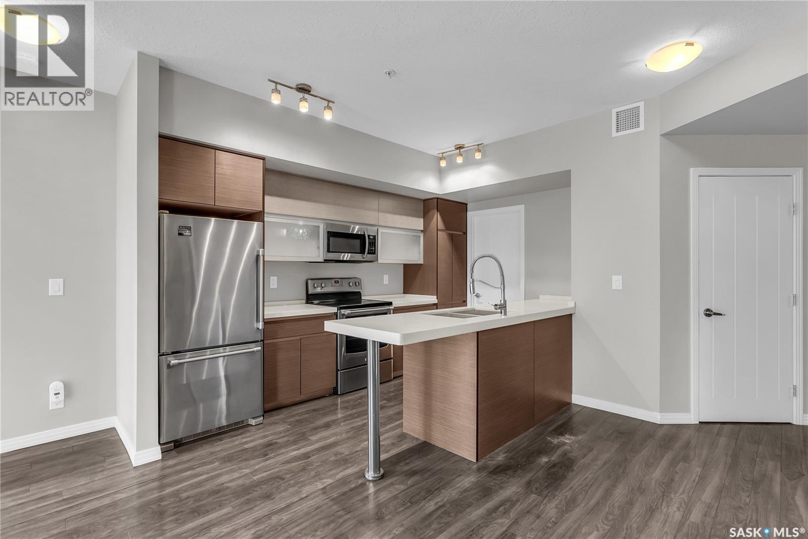 Single Family House Low rise for Sale in   Evergreen SQUARE Saskatoon 