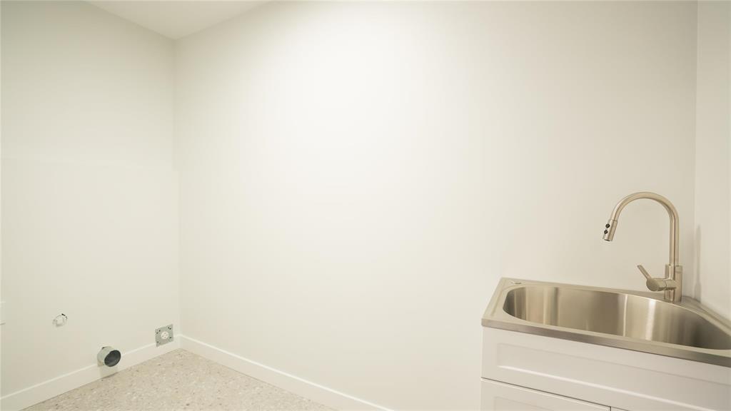 Photo 9 of 181 Bill Briercliffe Drive, Winnipeg MB