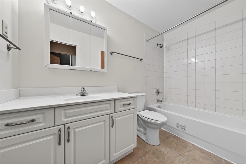 Photo 8 of 914 1742 St Marys Road, Winnipeg MB