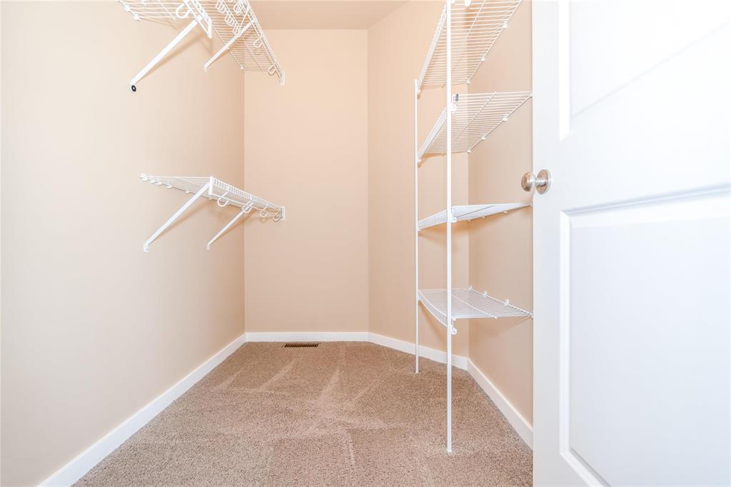 Photo 1 of 155 Bridgeland Drive, Winnipeg MB