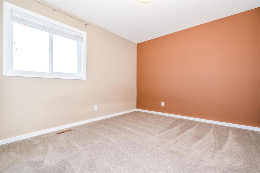 Photo 29 of 155 Bridgeland Drive, Winnipeg MB