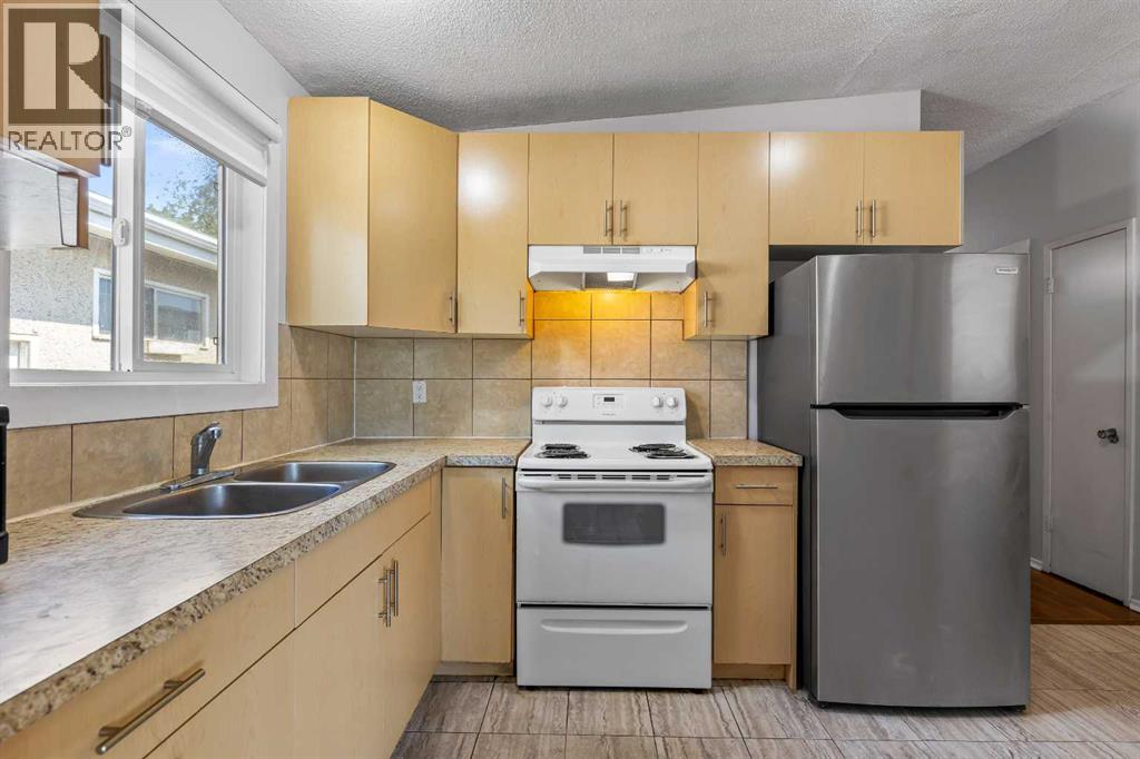 Single Family House Bungalow for Sale in  Trelle Drive NE Thorncliffe Calgary 