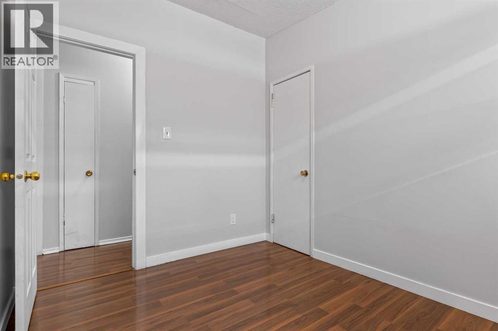 Single Family House Bungalow for Sale in  Trelle Drive NE Thorncliffe Calgary 