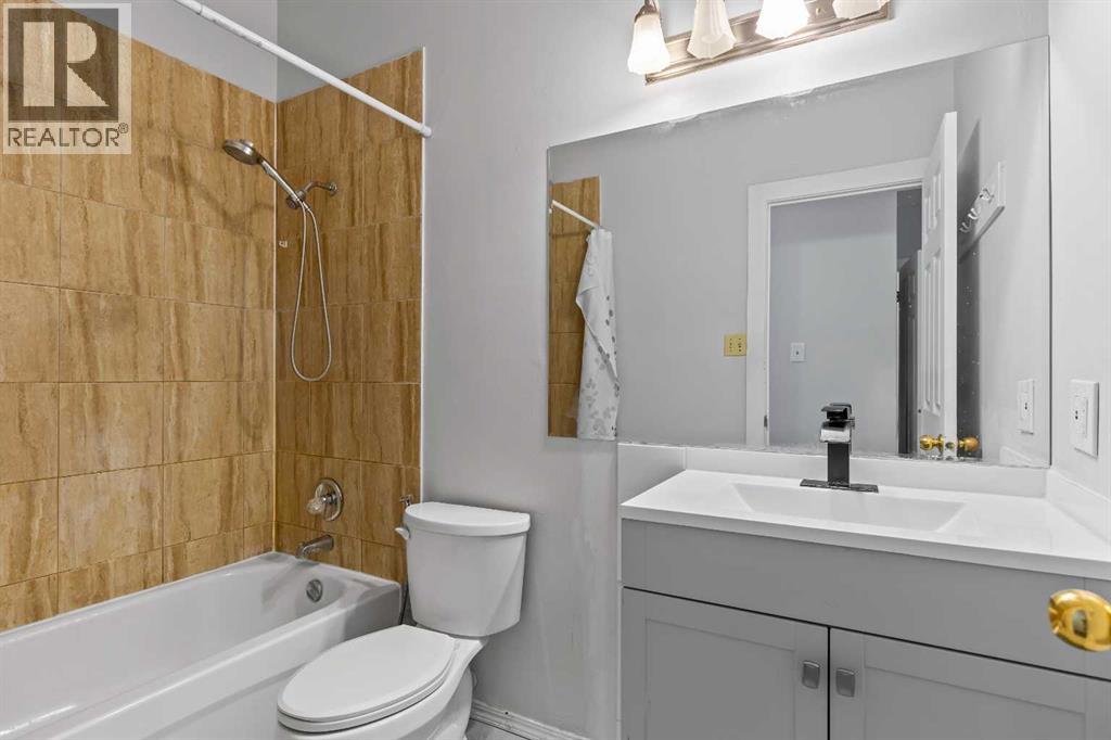 Single Family House Bungalow for Sale in  Trelle Drive NE Thorncliffe Calgary 