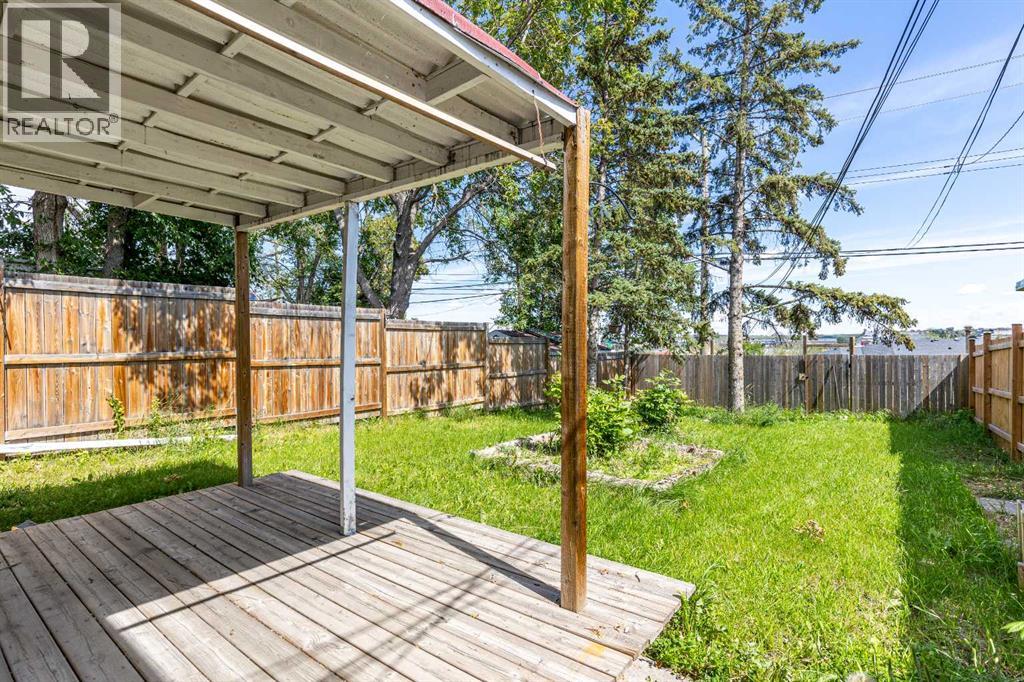 Single Family House Bungalow for Sale in  Trelle Drive NE Thorncliffe Calgary 