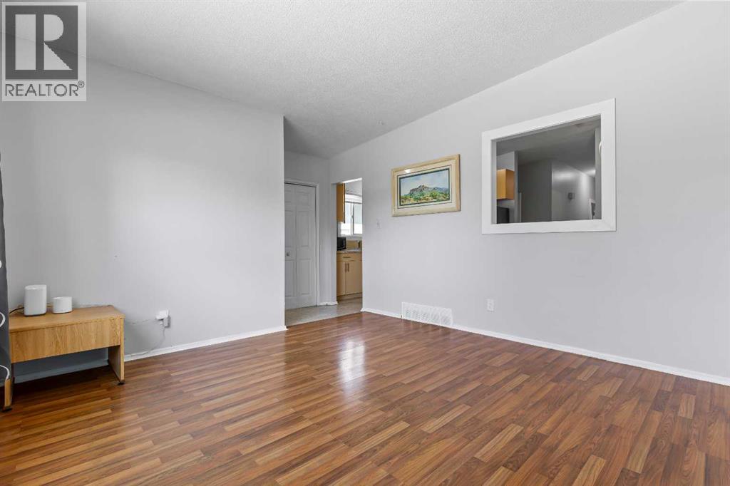 Single Family House Bungalow for Sale in  Trelle Drive NE Thorncliffe Calgary 