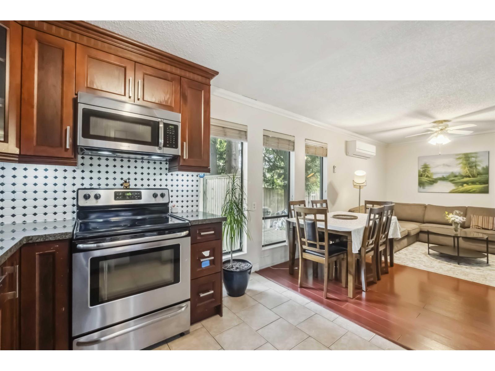 Photo 8 of 6717 141 Street, Surrey BC