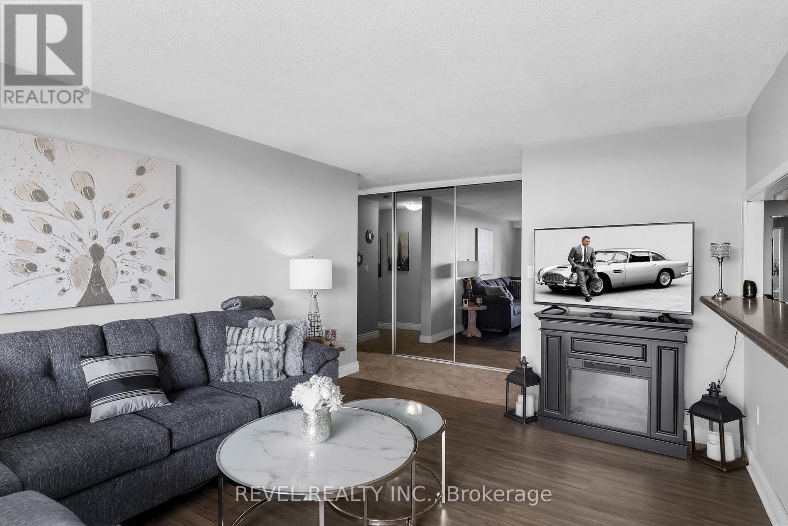 Photo 7 of 701 92 Church Street S, Ajax ON