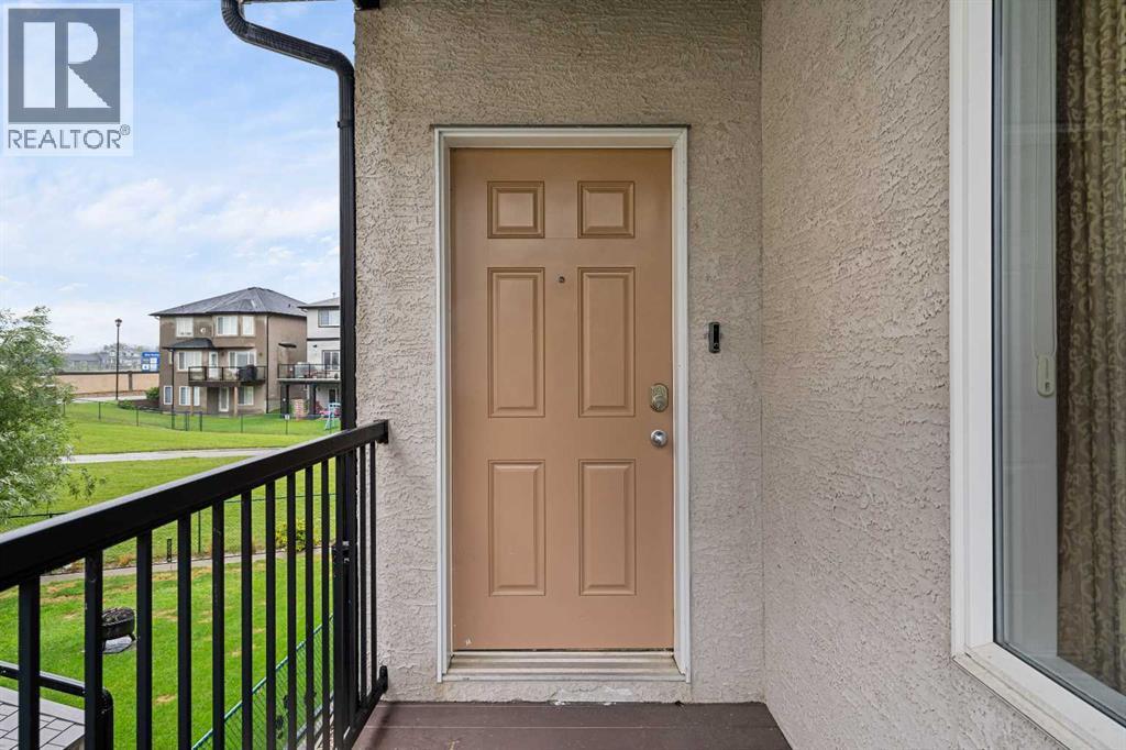 Photo 14 of 151 Cove Close, Chestermere AB
