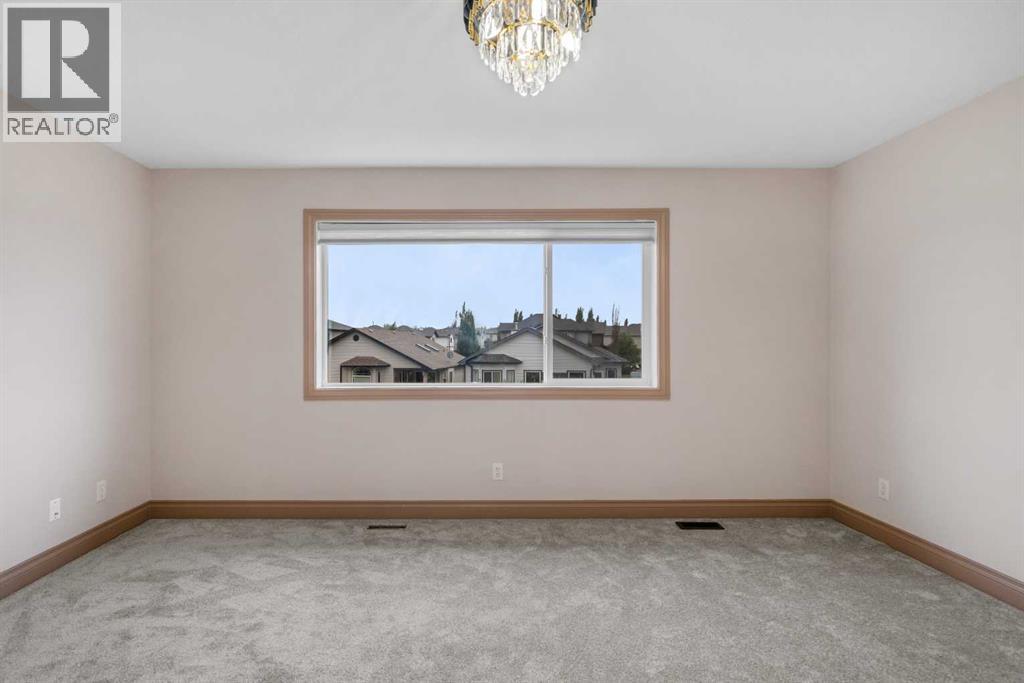 Photo 16 of 151 Cove Close, Chestermere AB