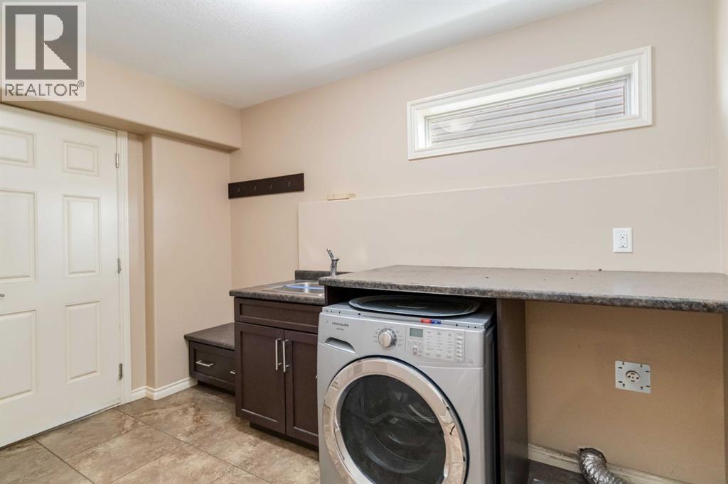 Photo 9 of 276 Gravelstone Road, Fort Mcmurray AB