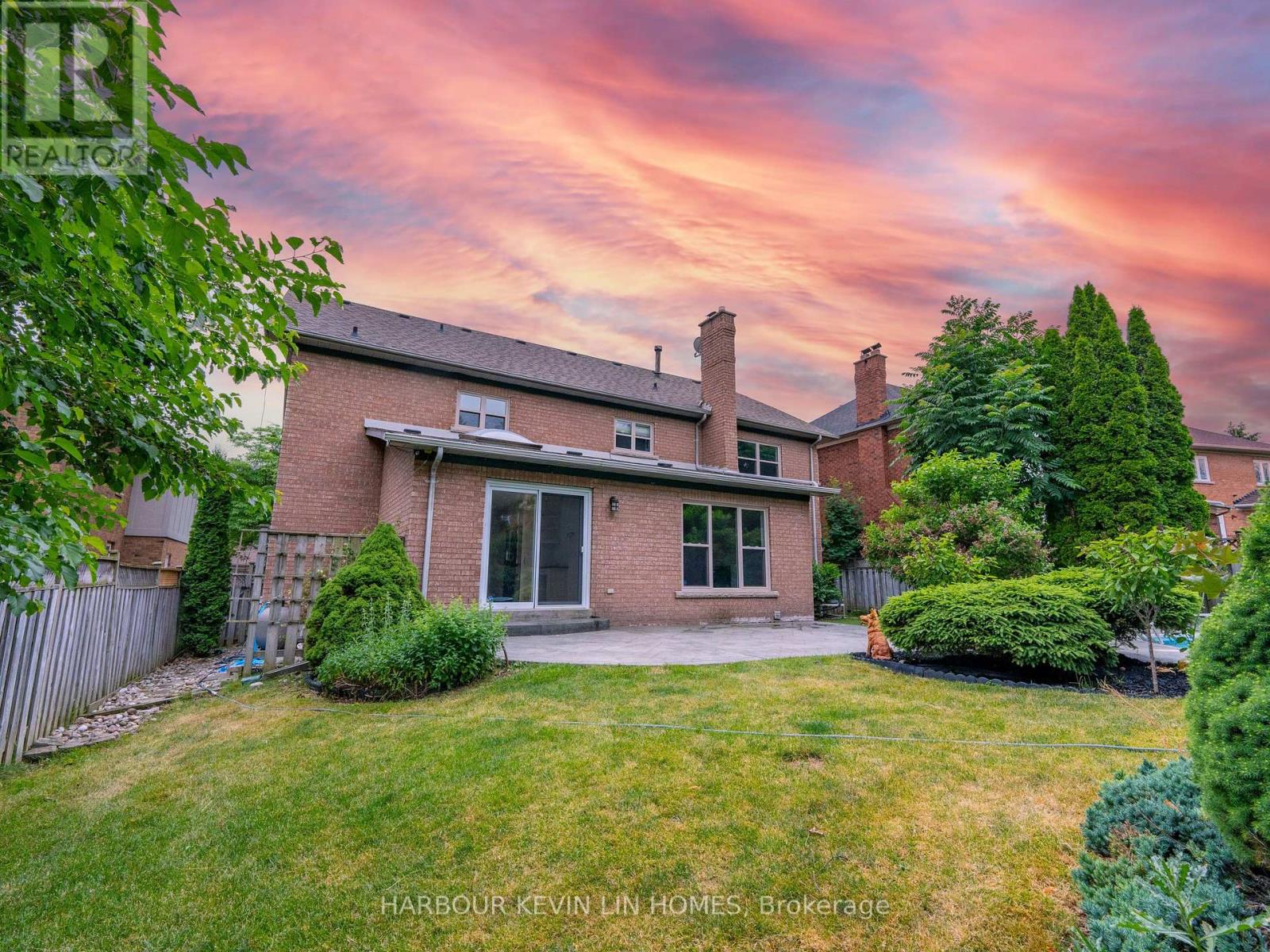 Photo 44 of 39 Montclair Road, Richmond Hill ON